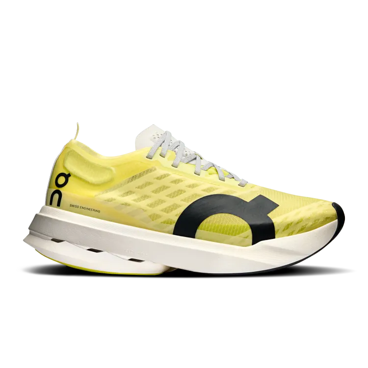 Women's Cloudboom Strike Limelight | Wolf