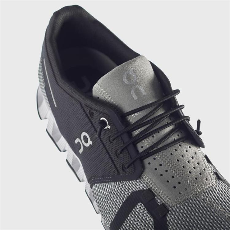 2.0 Black White